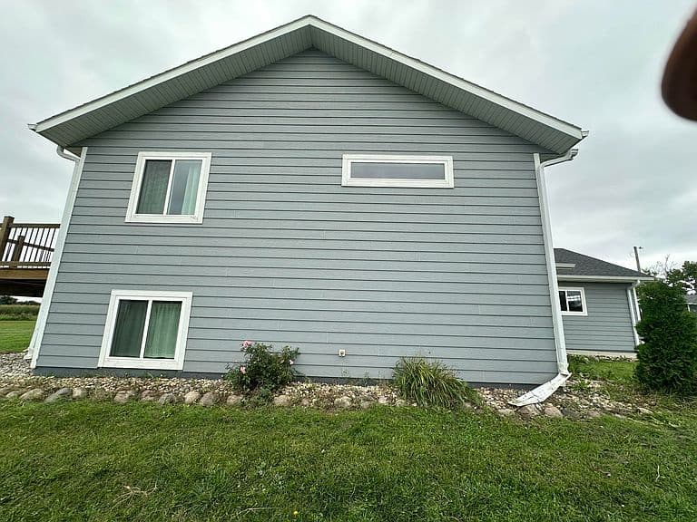 705 Sunset Cir photo 3