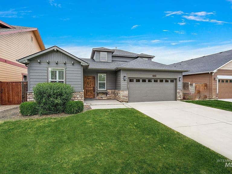 10130 W Brownstone Dr photo 3
