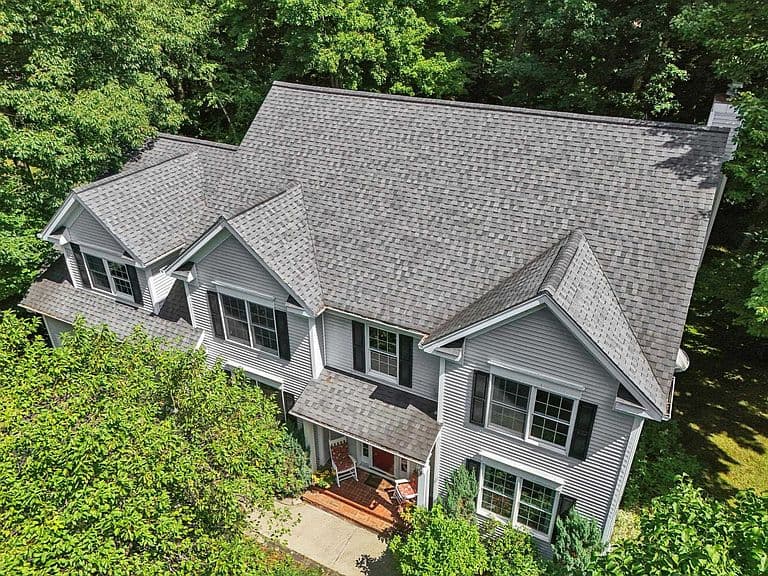 61 Sydney Drive photo 2