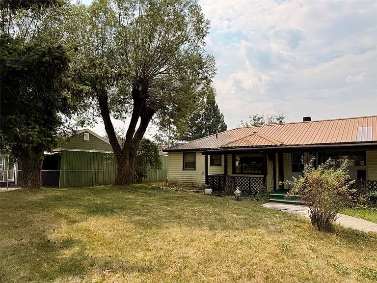 1506 4th Ave W photo 1