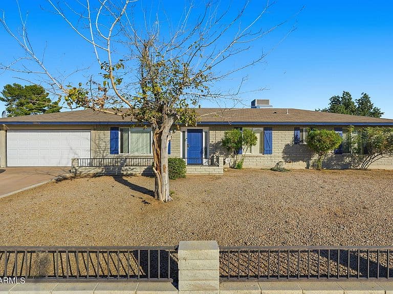 18815 N 22nd Ln photo 1