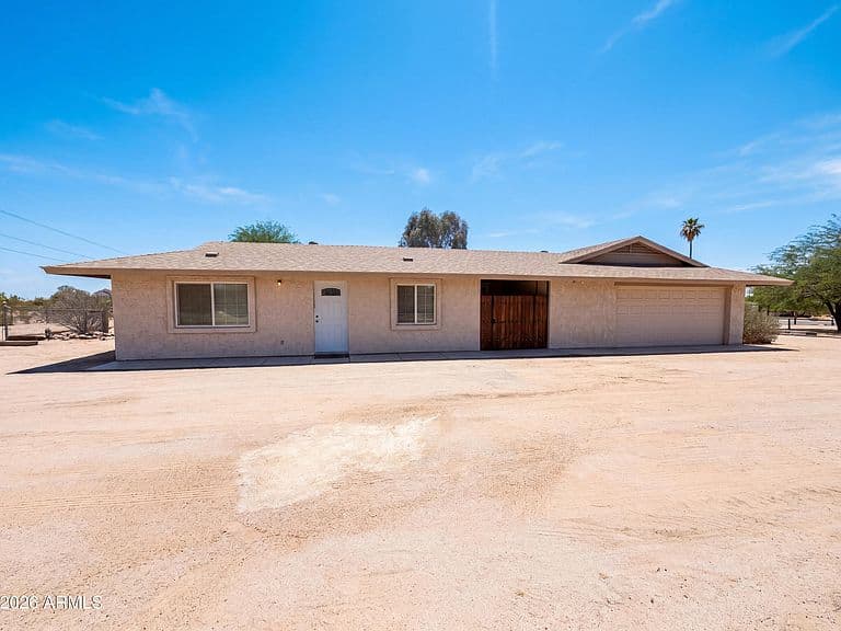 2035 S 227TH Avenue photo 1
