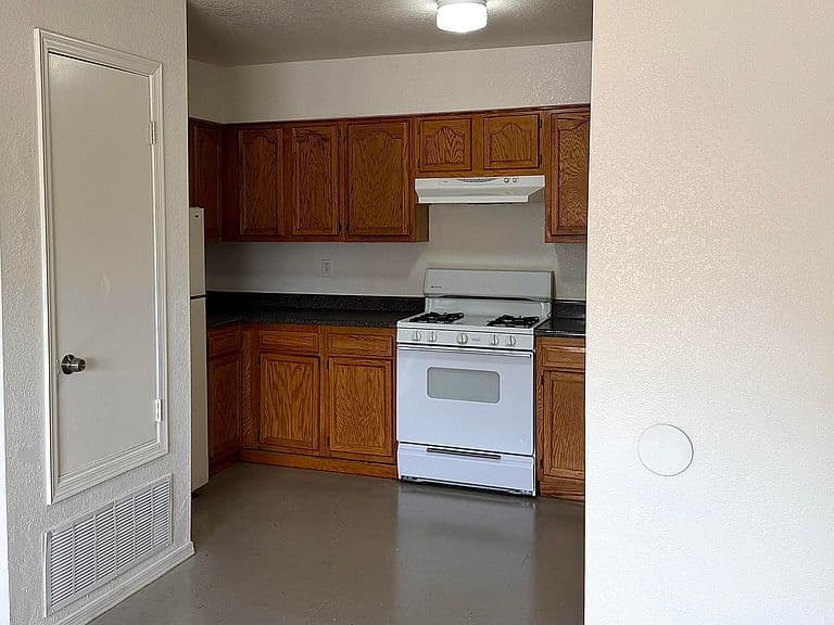 521 W OCOTILLO Street photo 5