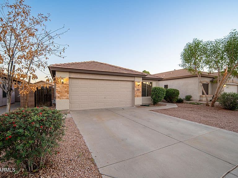 12517 W MADISON Street photo 3
