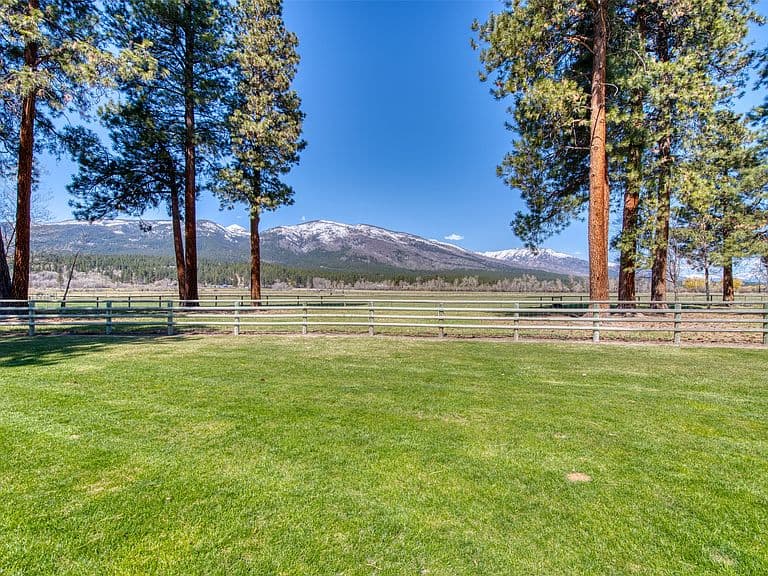 229 Camas Creek Loop photo 4