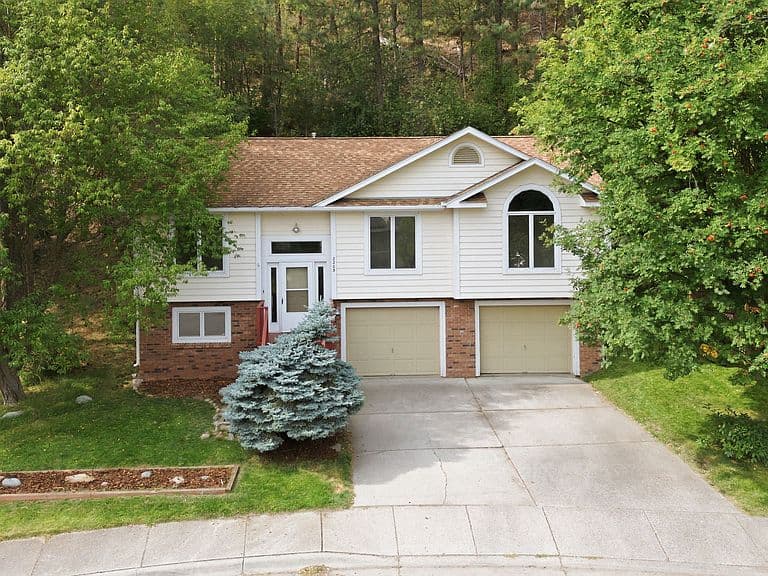 2203 Greenough Ct W photo 1