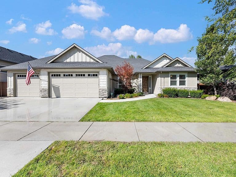 133 S Baxter Way photo 1