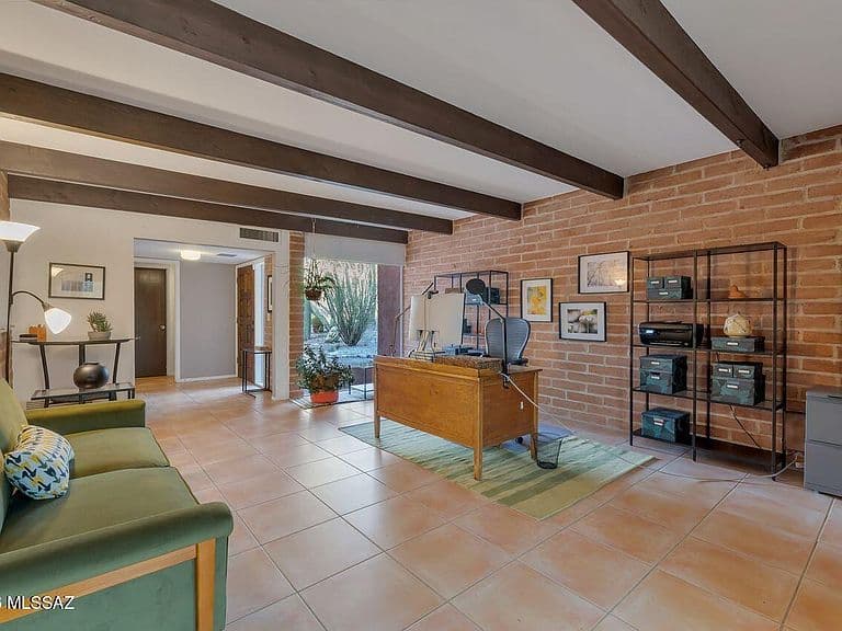 6521 N Camino Padre Isidoro photo 4
