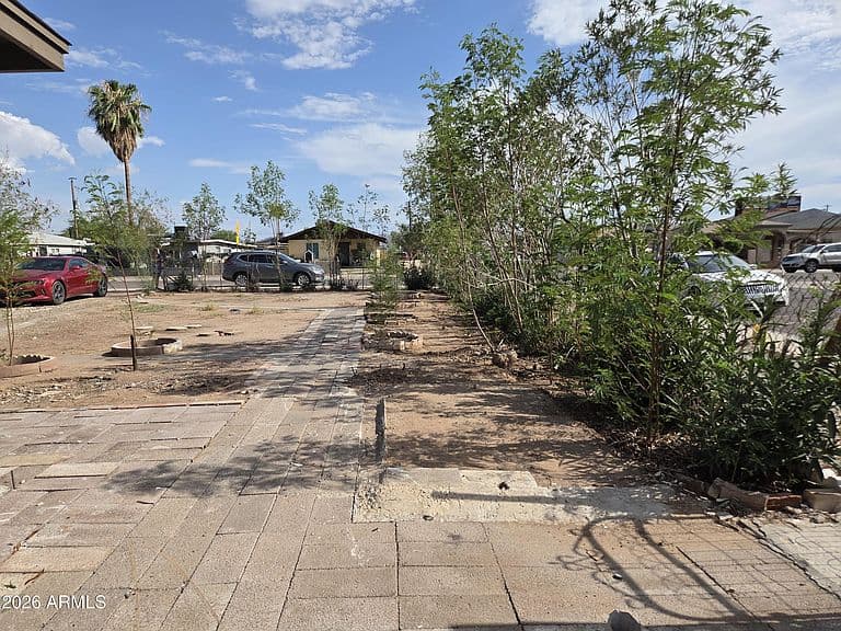 2148 W TONTO Street photo 2
