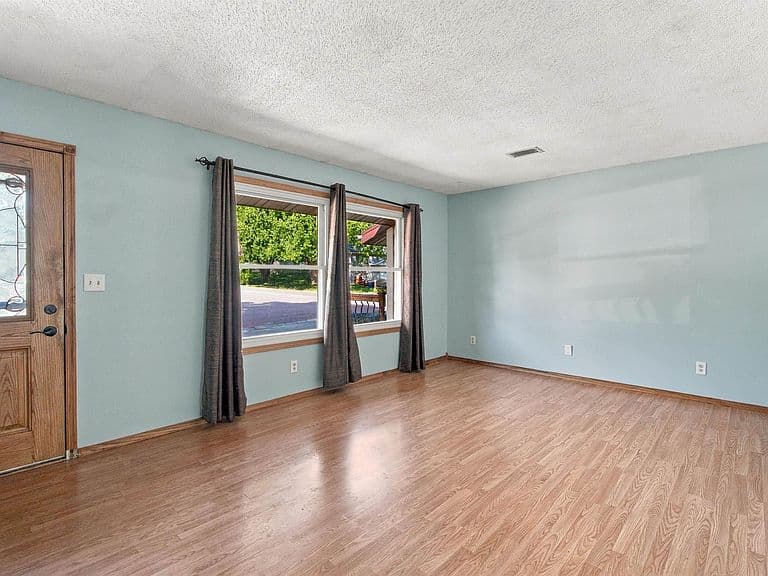 1512 S Judy Ave photo 5