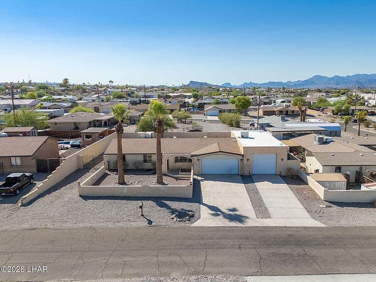 2440 Tovar Ln photo 1