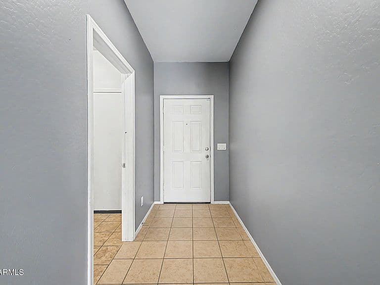 21583 W MOHAVE Street photo 3