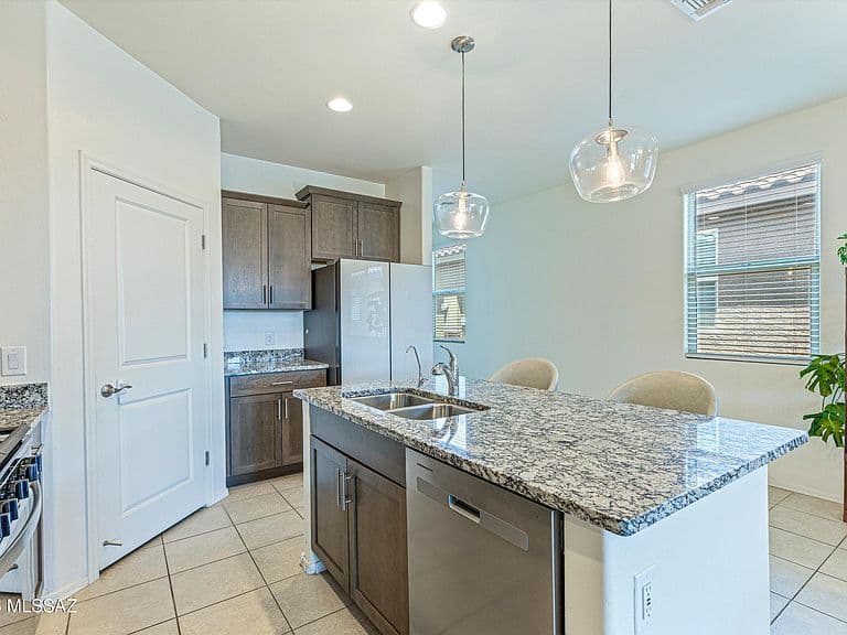 11296 S Weismann Dr photo 3