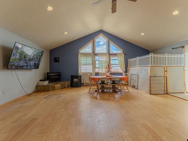 44 Sacajawea Ave photo 2