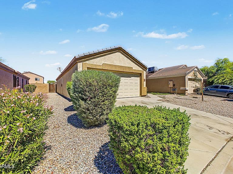 6642 E FLYNN Avenue photo 2