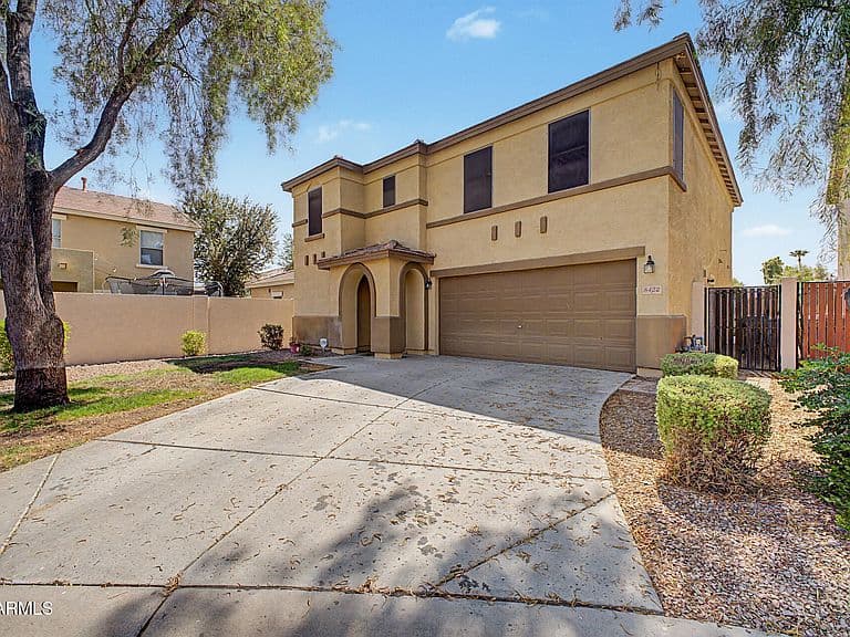 8422 E KEATS Avenue photo 2
