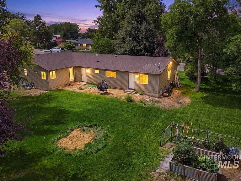 12648 S Sonora Ave photo 4