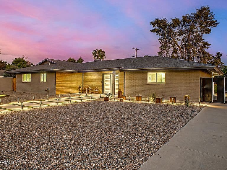 8307 E RANCHO VISTA Drive photo 5