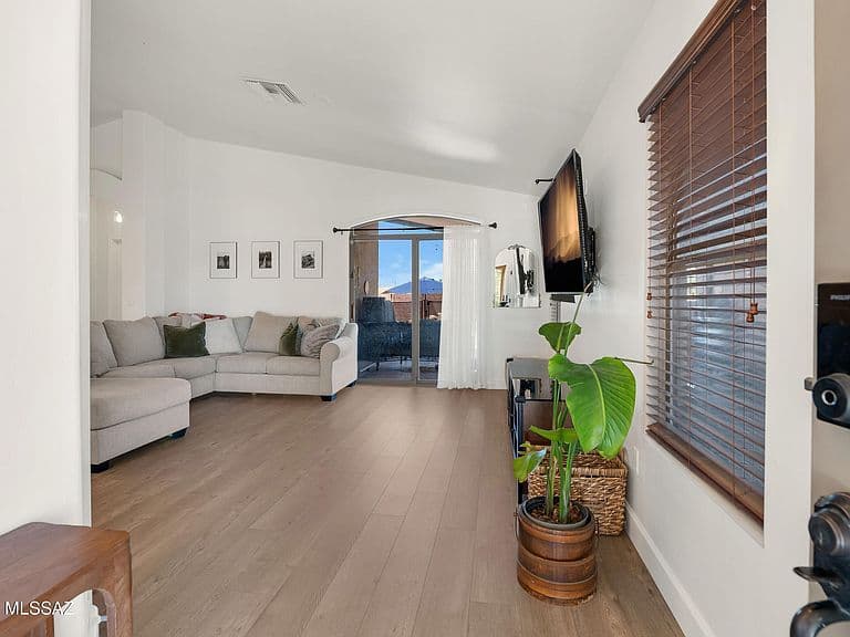 7990 W Sunfire Dr photo 3