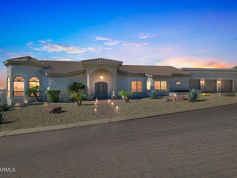 11050 N GARLAND Circle photo 1