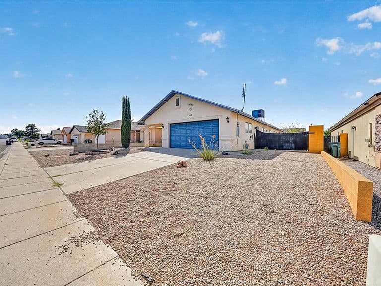 3601 N Bond Street photo 4