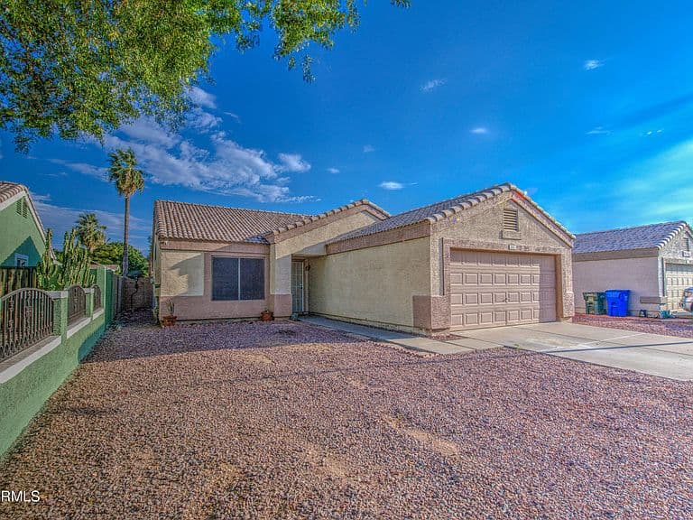 8313 W MULBERRY Drive photo 4