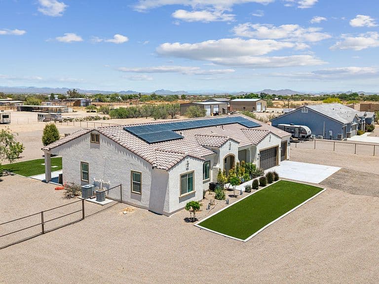 21240 W MORNING VISTA Drive photo 1