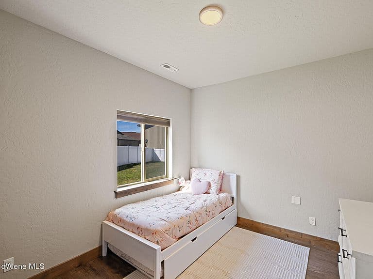 1402 W Wayward Cir photo 5