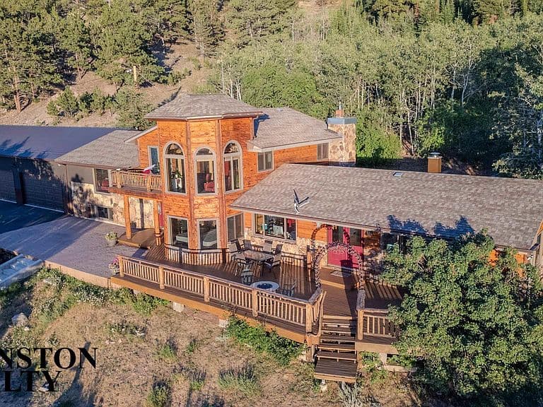 3695 Leo Ln photo 1