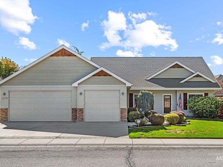 2275 E Chemise Dr photo 1