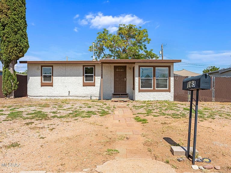 165 Sherbundy St photo 2
