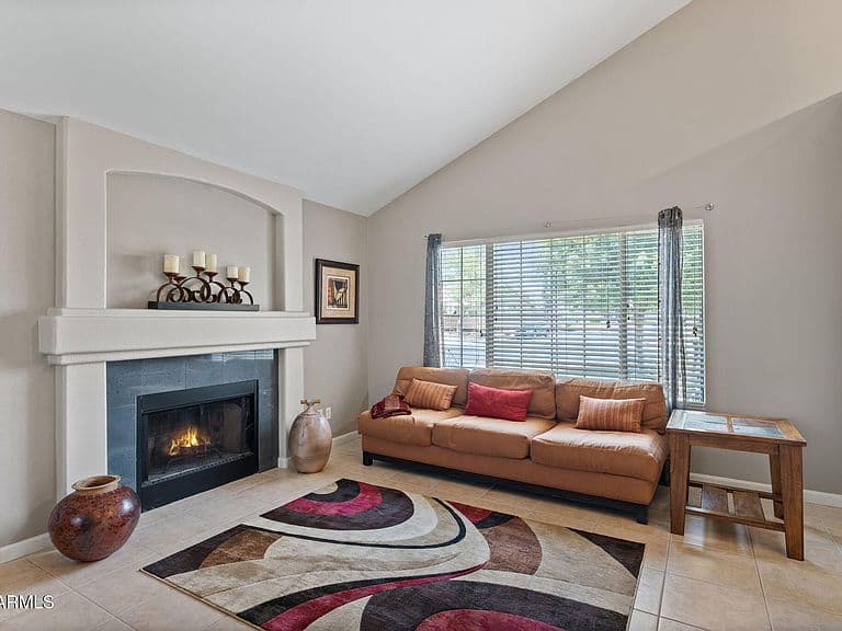 7303 E FLOWER Avenue photo 5