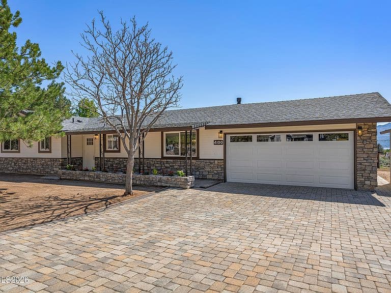 4100 Woodcock Way photo 1