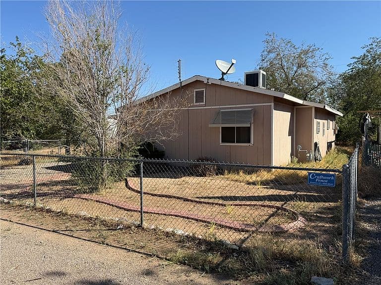 3539 E Warbler Lane photo 3