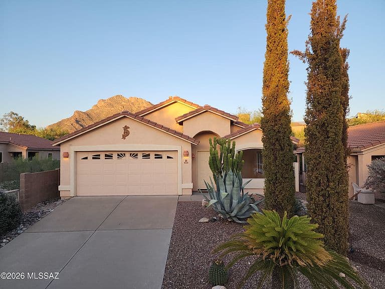 8340 N Austin Nikolas Ct photo 1