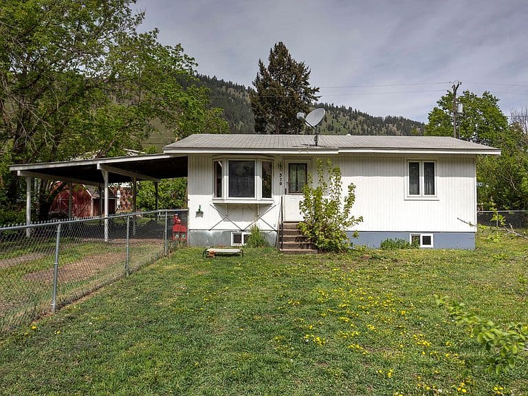520 Iowa Ave photo 1