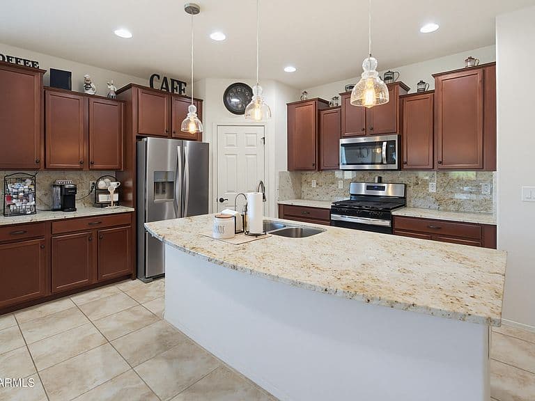 25999 W TONTO Lane photo 4