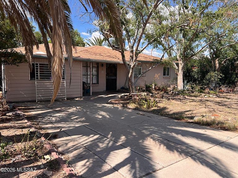 618 W Calle Castile photo 1