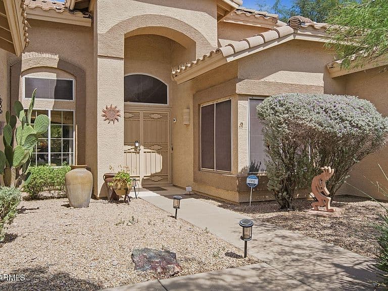 7622 E MENODORA Circle photo 3
