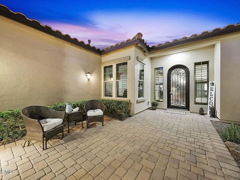 20944 W HILLCREST Boulevard photo 4