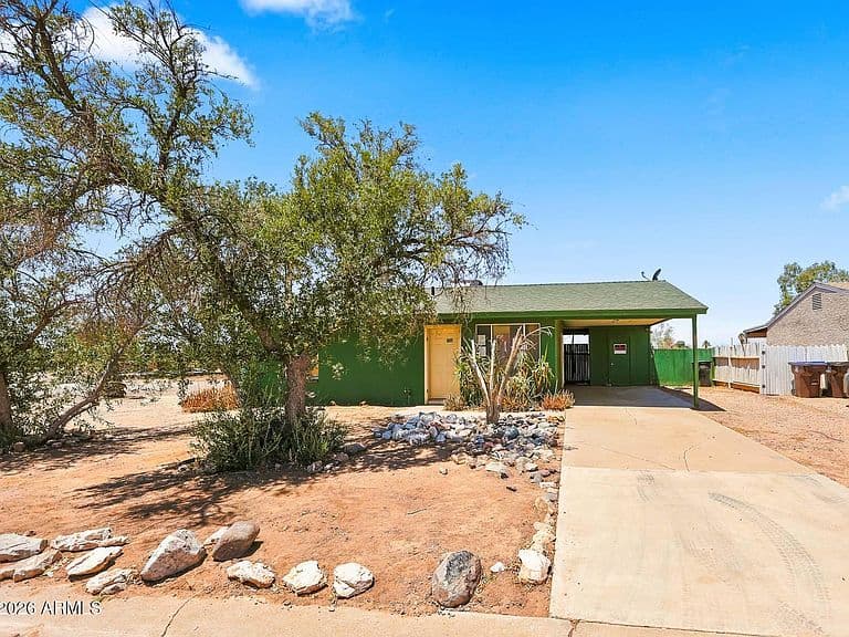 710 N SONORA Street photo 2