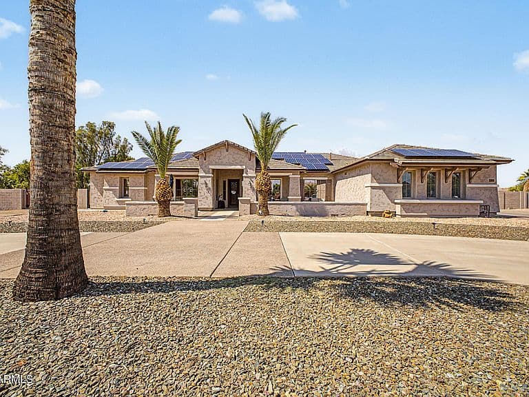 14284 W BECKER Lane photo 2