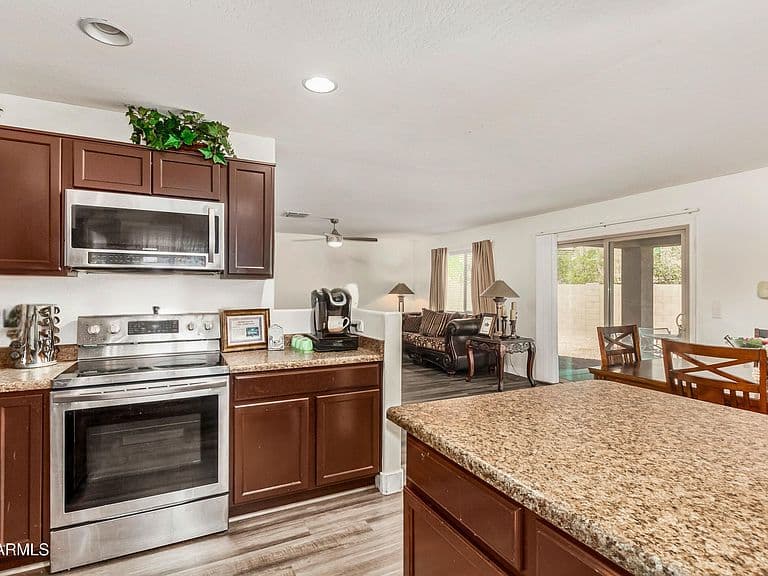6022 E SOTOL Drive photo 5