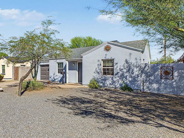 1410 E WINDSOR Avenue photo 4