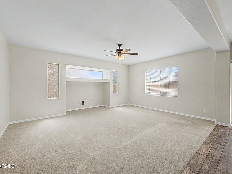 17611 W CROCUS Drive photo 5
