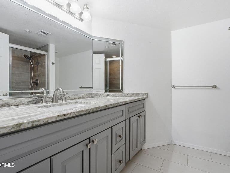 1211 N Miller Rd Unit 101 photo 5