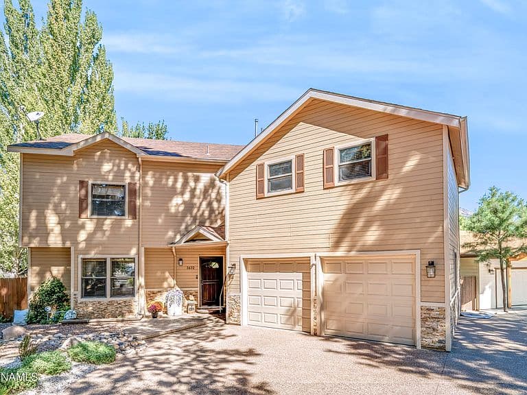3632 E Silver Fox Cir photo 1