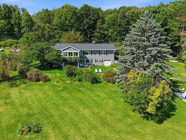 66 Crosier Road photo 3