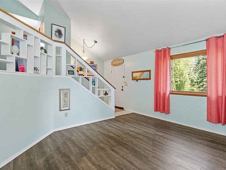 130 Alpine Dr photo 5