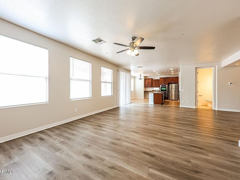16767 W JACKSON Street photo 4